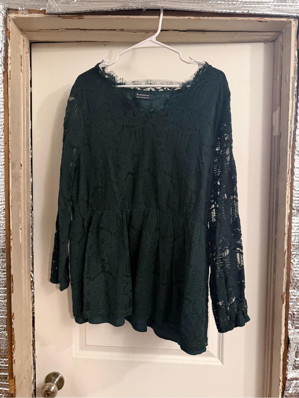 Bloomingchic Dark Green Lace Peasant Top - Women's